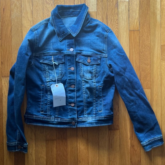 NEW Dark wash cropped denim jacket, medium - Picture 1 of 2